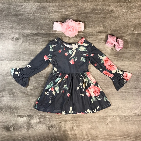 Other - new dark blue floral bell sleeve dress